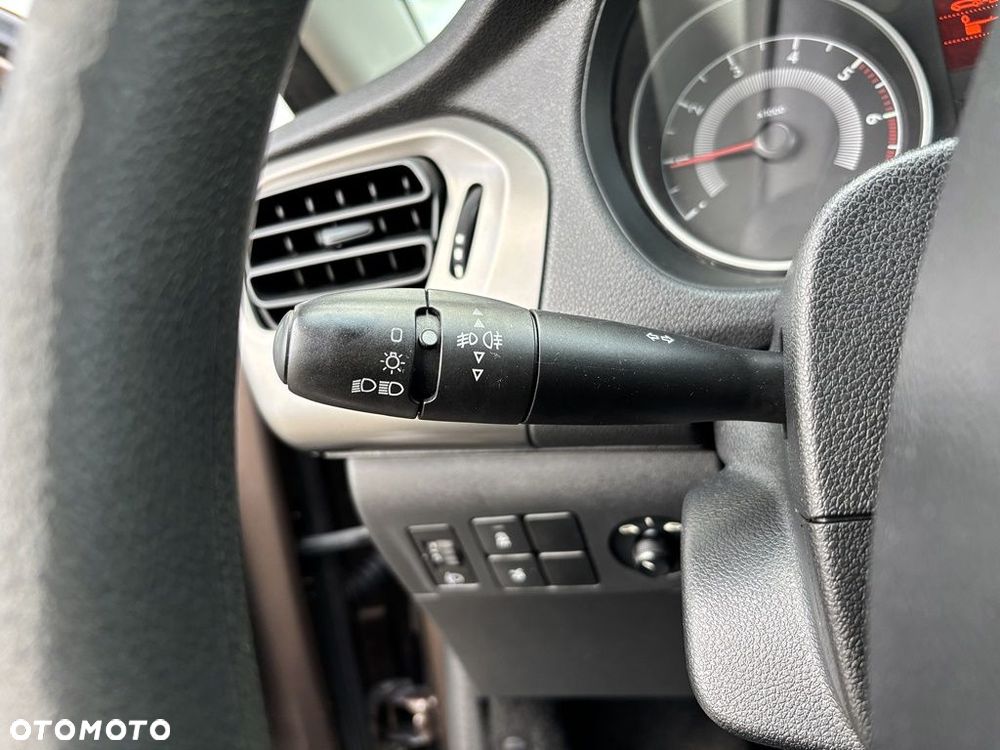 Peugeot 301 1.2 VTi/Pure Tech Active - 15
