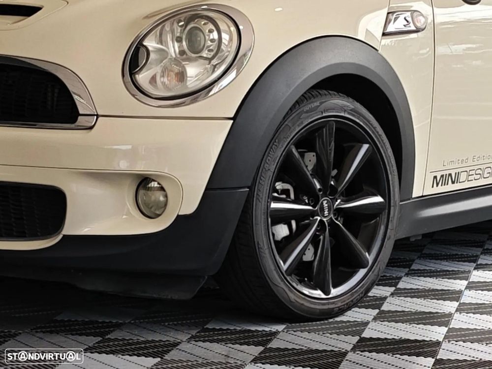MINI 3 Portas Cooper S - 13