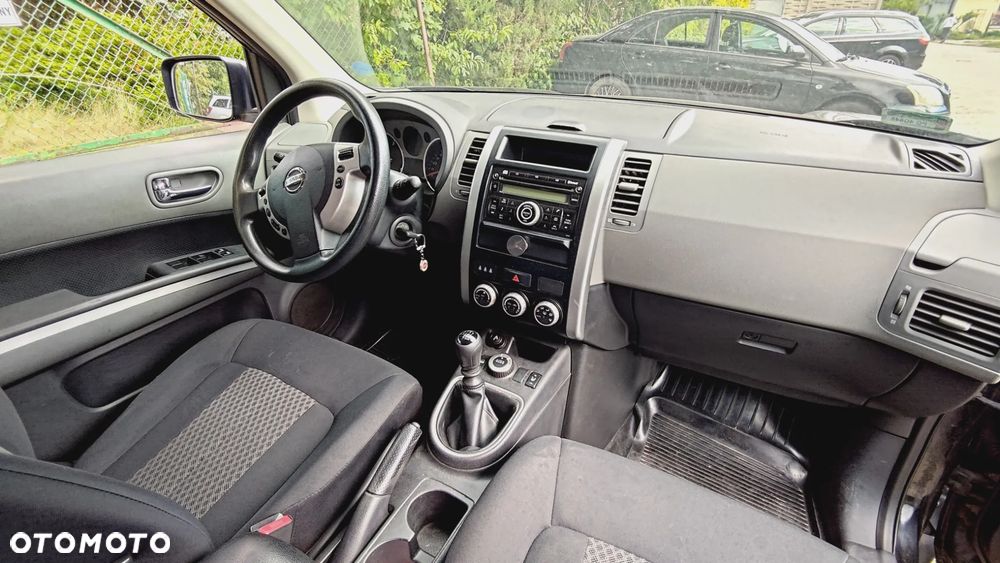 Nissan X-Trail - 28