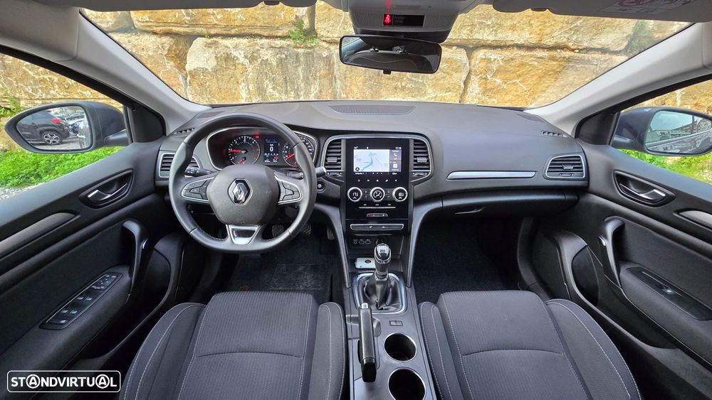 Renault Mégane 1.5 Blue dCi Intens - 9