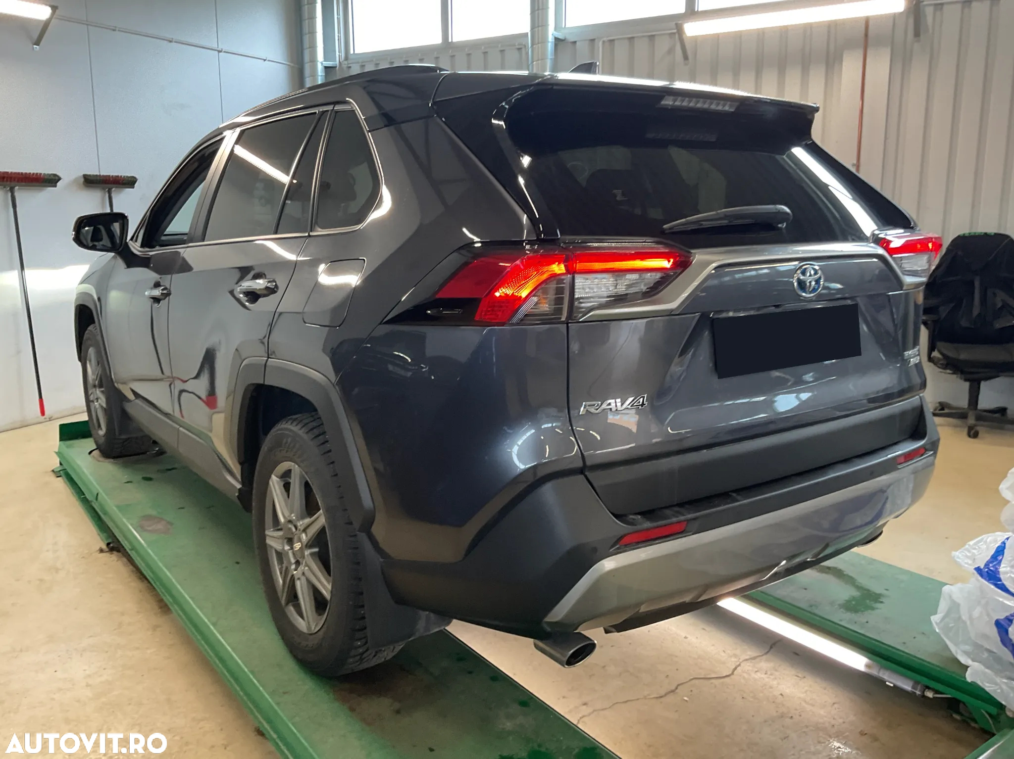 Toyota RAV4 2.5 4x4 Hybrid Style Selection - 3