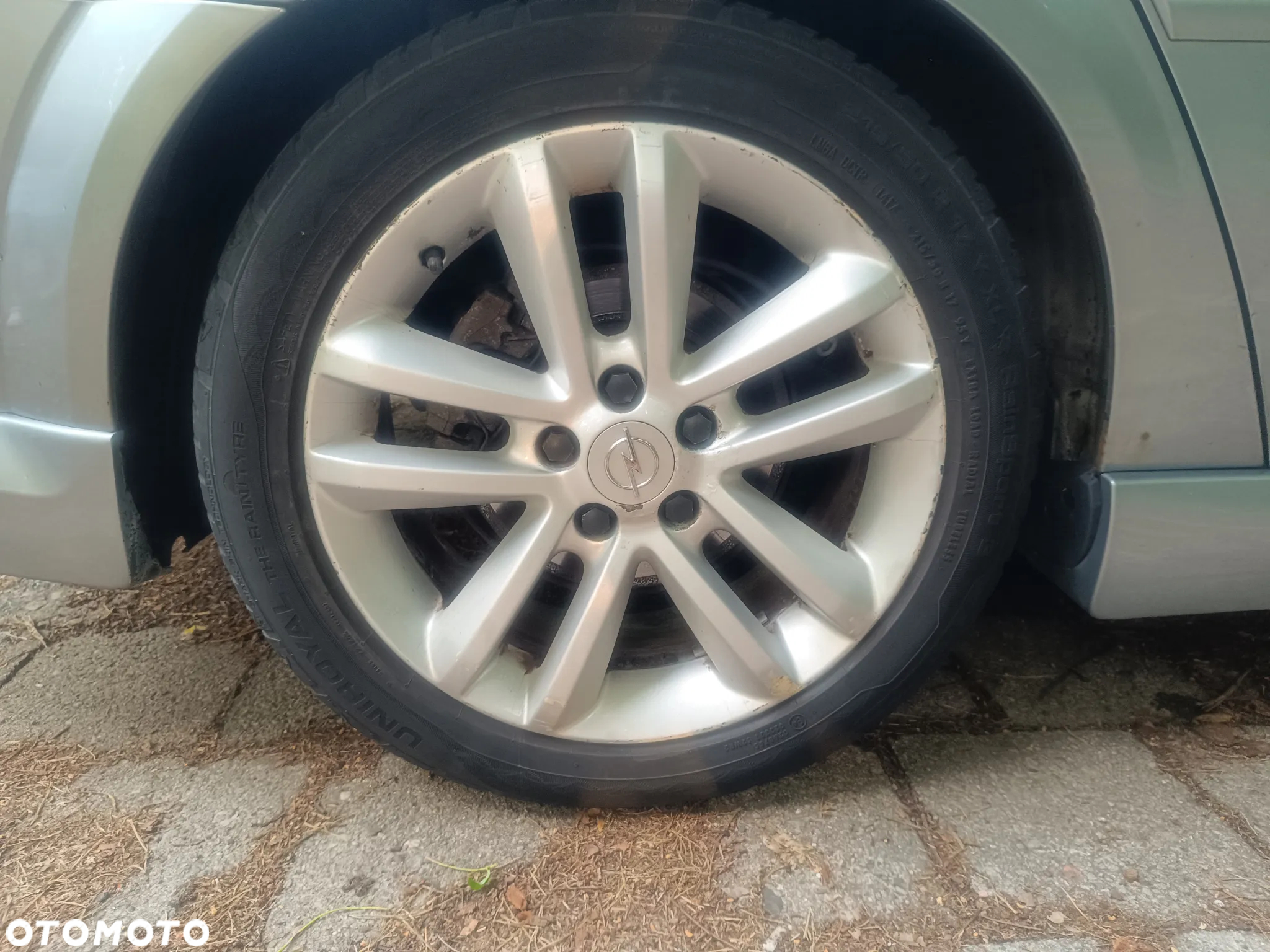 Opel Vectra GTS 1.9 CDTI - 17