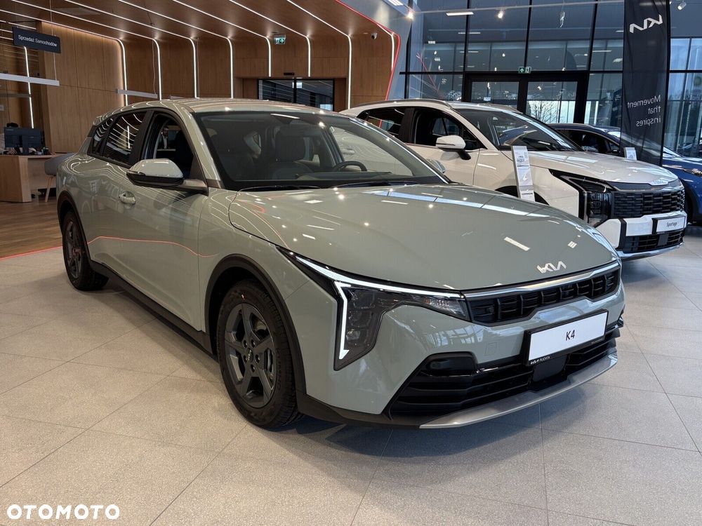 Kia K4 - 1
