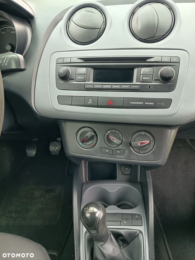 Seat Ibiza 1.4 Reference - 14