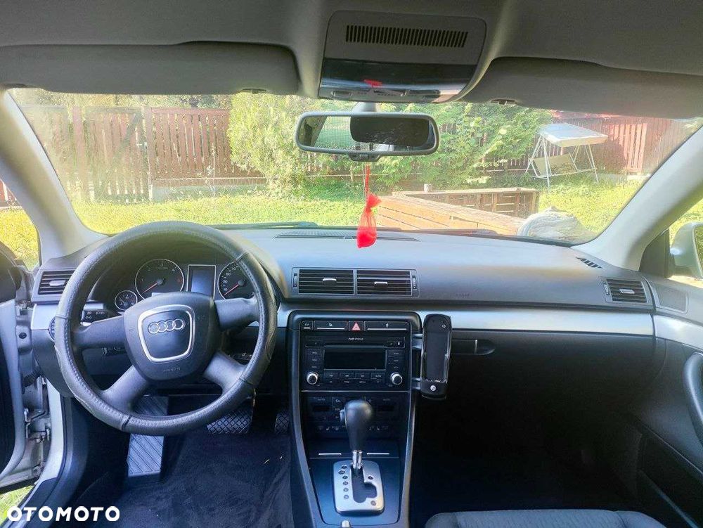 Audi A4 Avant - 6