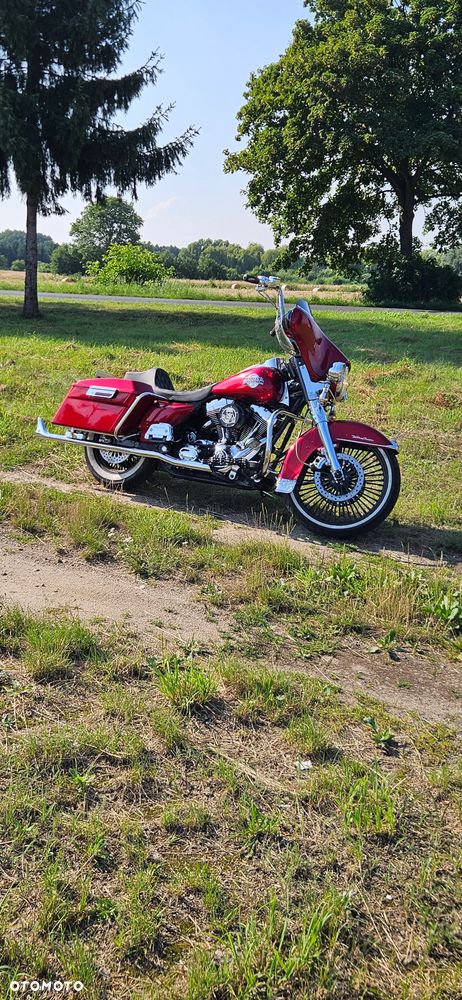 Harley-Davidson Touring Street Glide - 4