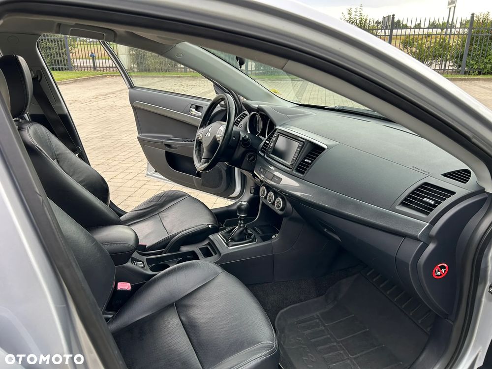Mitsubishi Lancer 2.0 DI-D Instyle - 11