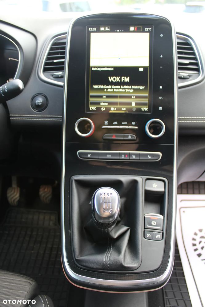 Renault Grand Scenic Gr 1.3 TCe Energy Bose - 30