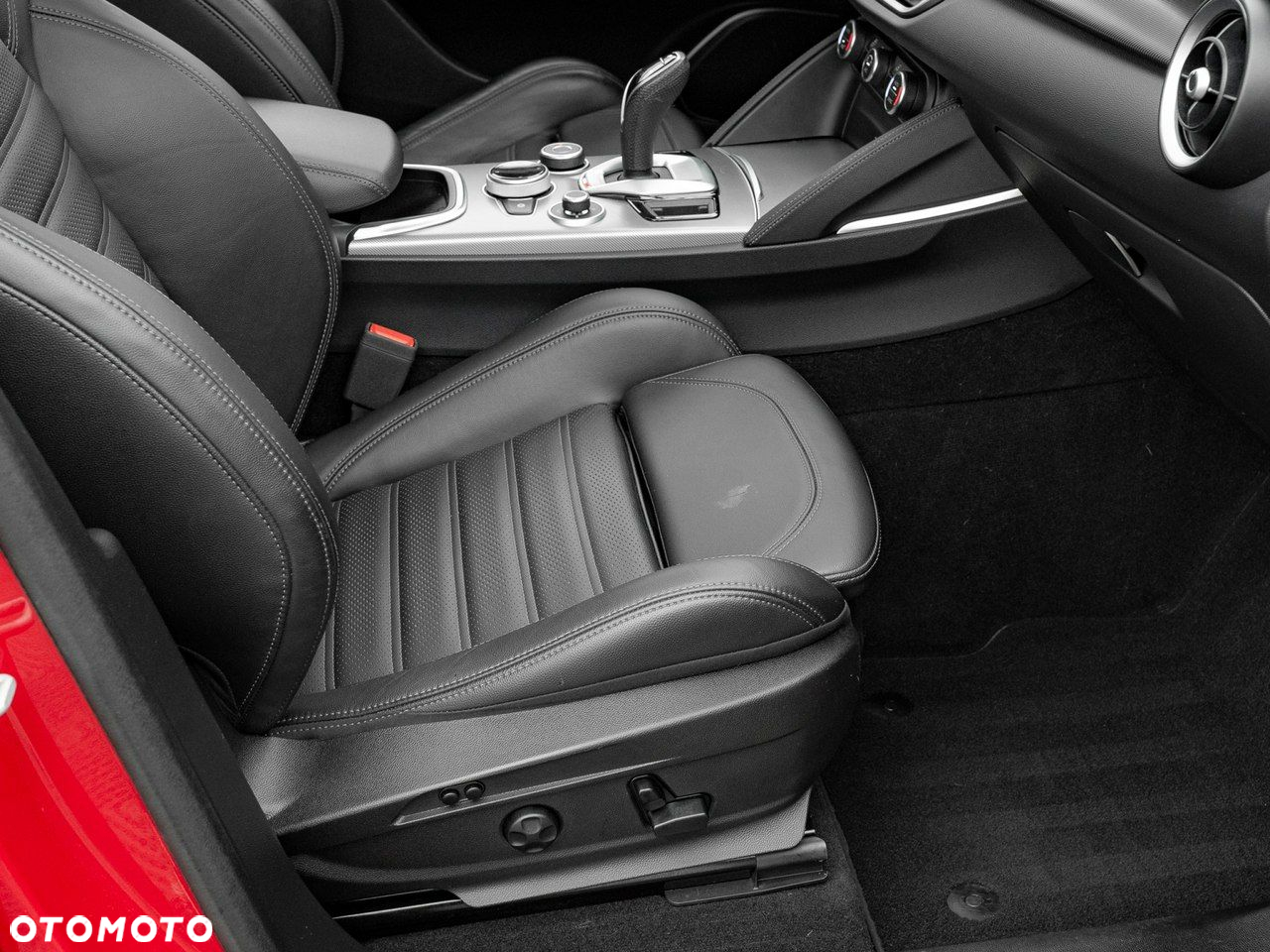 Alfa Romeo Stelvio 2.0 Turbo Sprint Q4 - 32