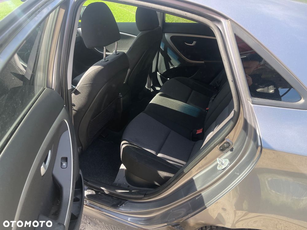 Hyundai i30 1.4 CRDi Trend - 7
