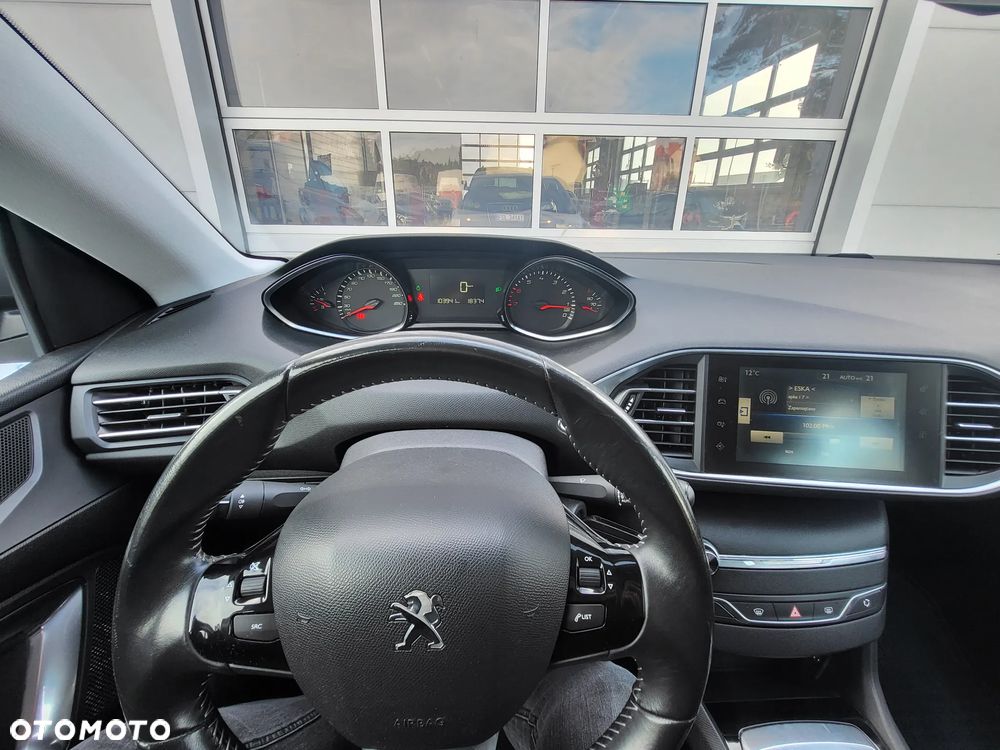 Peugeot 308 1.2 PureTech Active S&S - 16