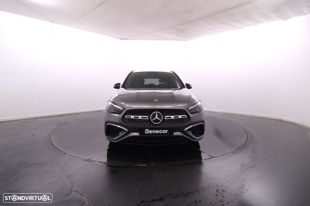Mercedes-Benz GLA 180 d AMG Line - 13
