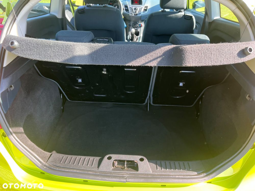 Ford Fiesta 1.4 Champions Edition - 16