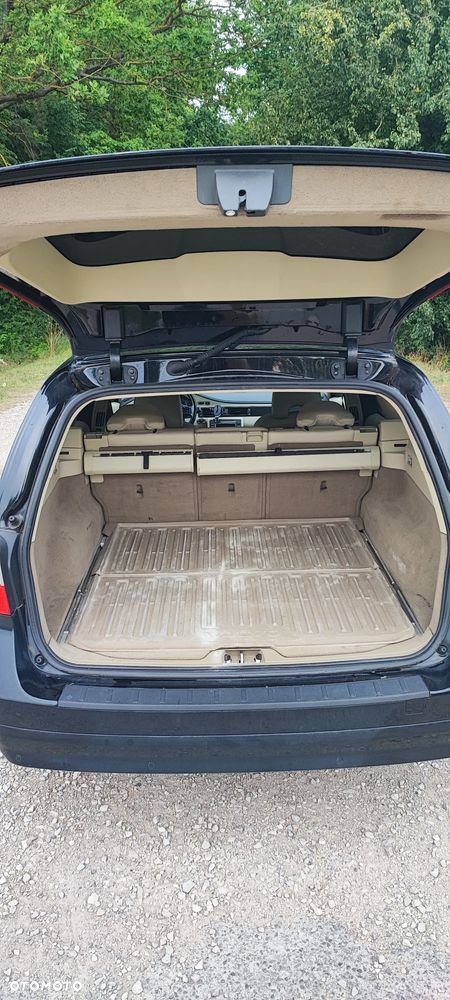 Volvo V70 2.0 Momentum - 31