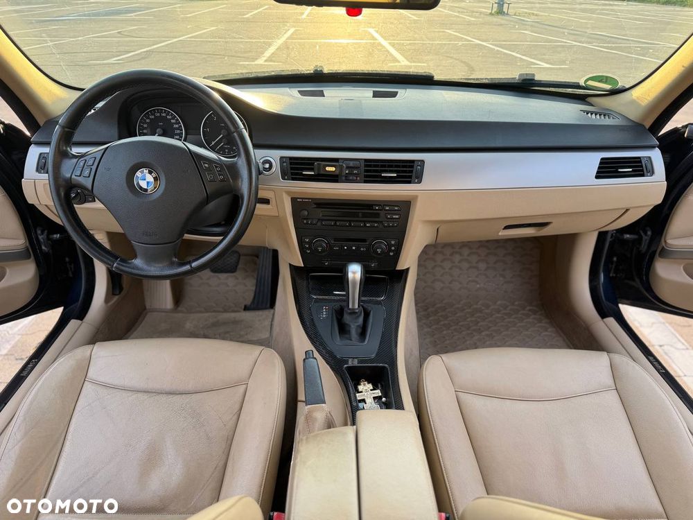 BMW Seria 3 320d DPF - 16