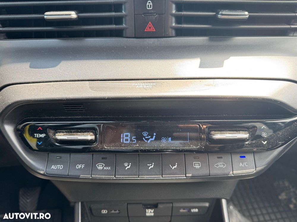 Hyundai i20 - 12
