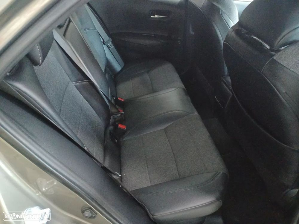 Toyota Corolla 1.8 Hybrid Comfort+P.Sport - 22
