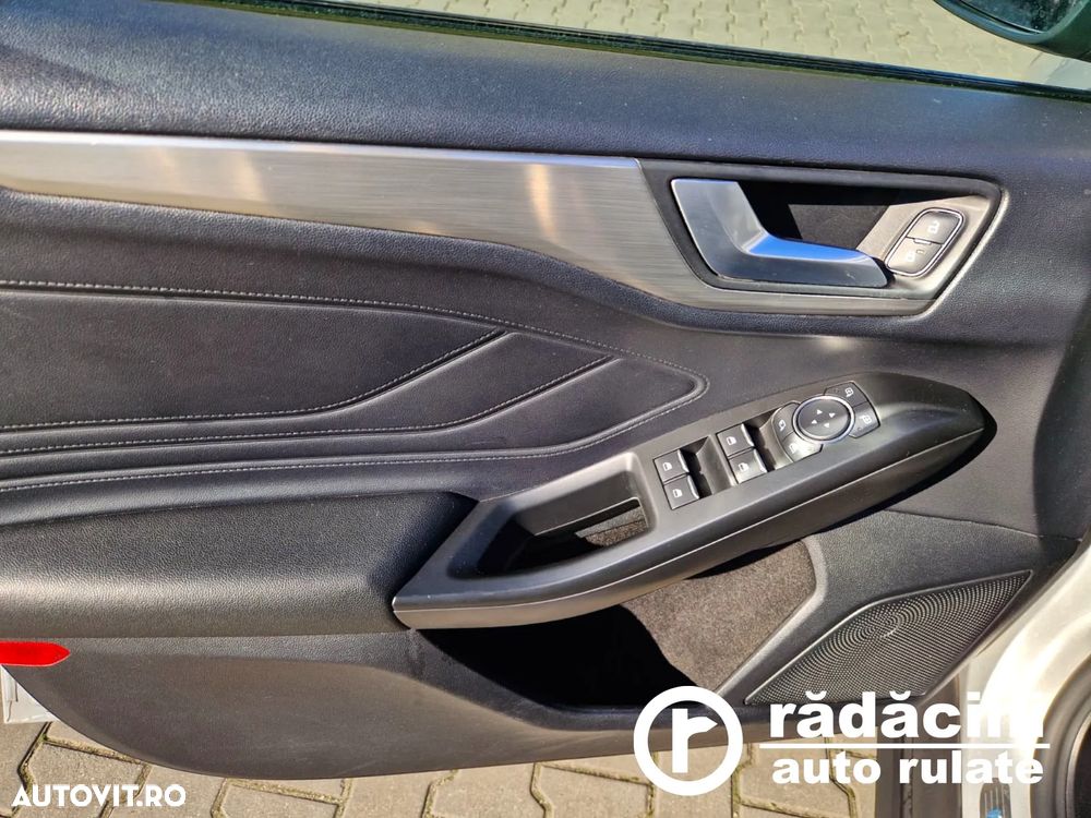 Ford Focus 1.5 EcoBlue Titanium Business - 8