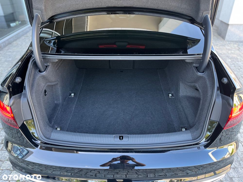 Audi A4 Limousine - 26