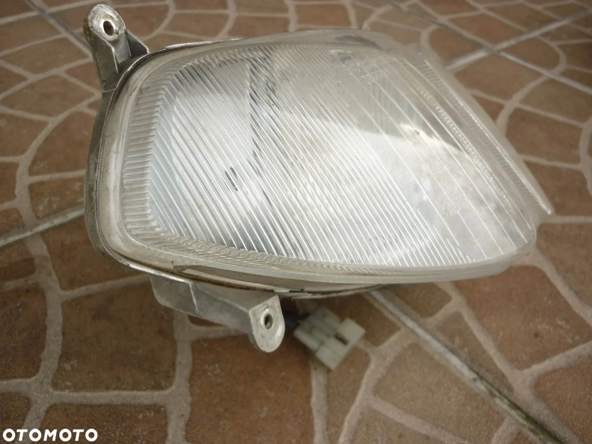 Błotnik lampa owiewka osłona licznik Aprilia SR 50, Rally - 39