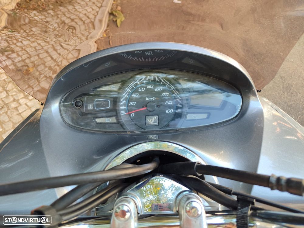 Honda PCX125 - 14