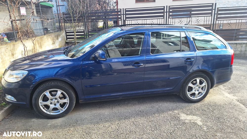 Skoda Octavia 1.6 TDI DPF DSG Ambiente - 4