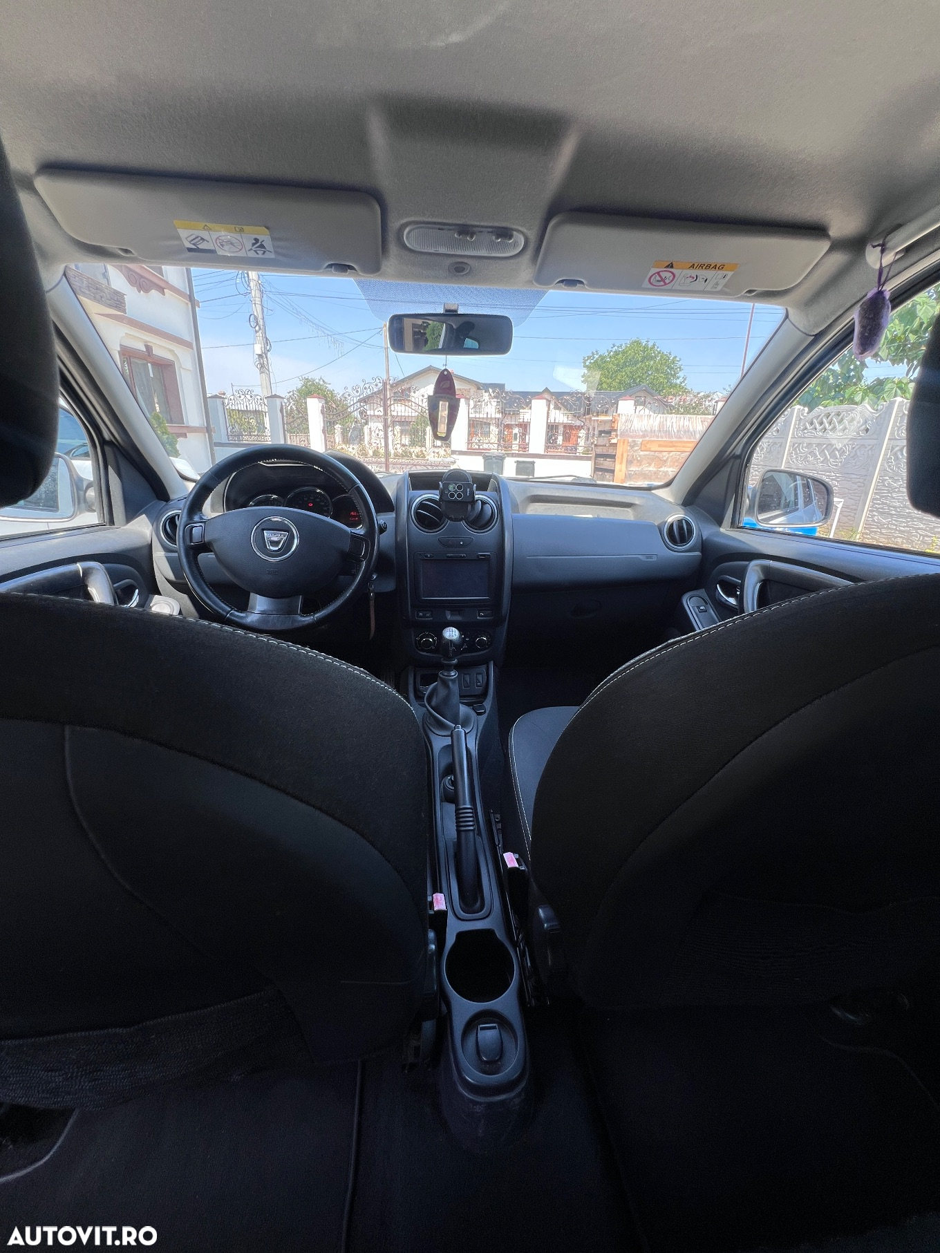 Dacia Duster TCe 125 4x2 Laureate - 16