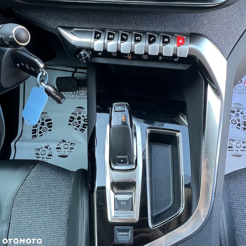 Peugeot 5008 1.5 BlueHDi Allure S&S EAT8 - 33