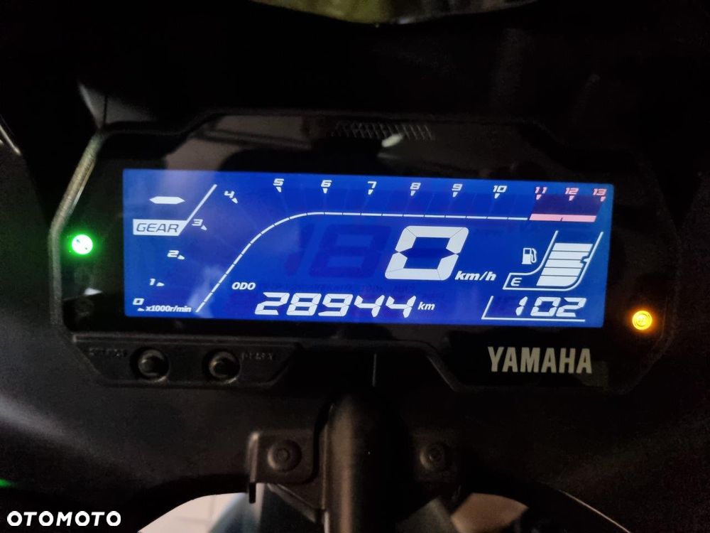 Yamaha YFZ - 12