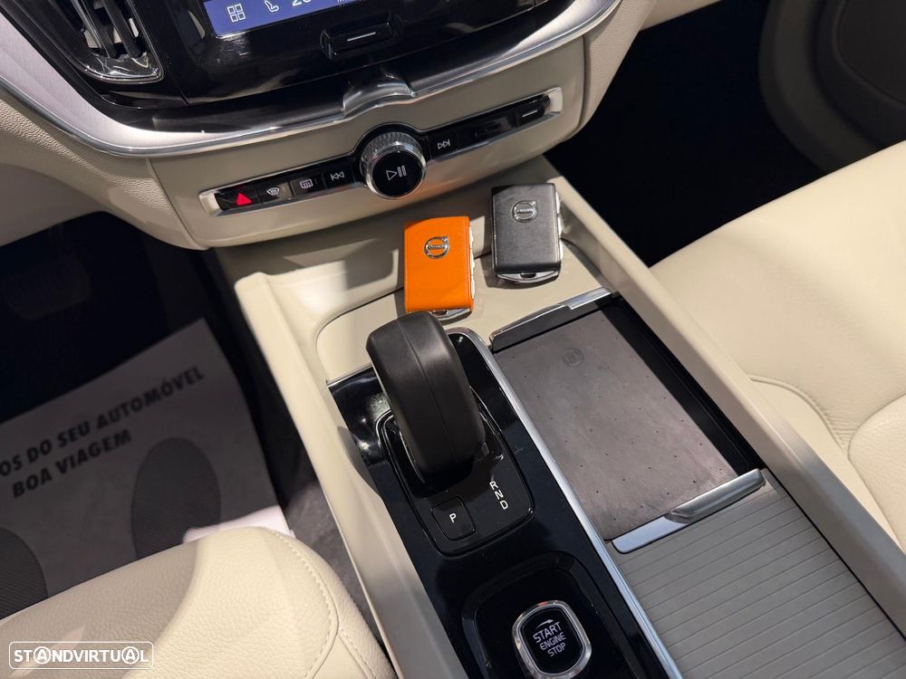 Volvo XC 60 D4 Geartronic Momentum Pro - 9