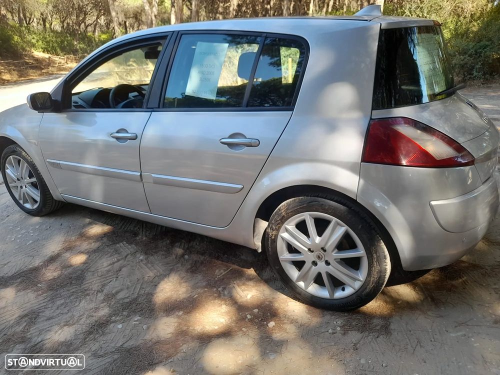 Renault Mégane 1.5 dCi Confort Expression - 3