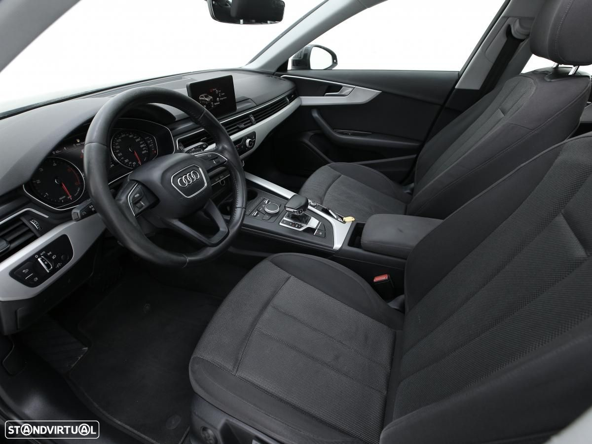 Audi A4 Avant - 8