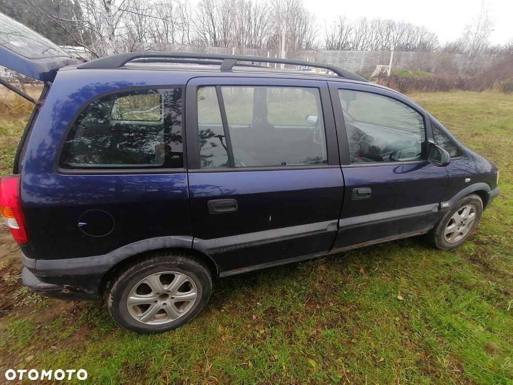 Opel Zafira 1.8 16V Elegance - 6