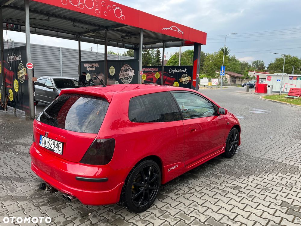 Honda Civic 1.6i ES - 8