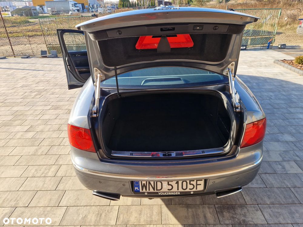 Volkswagen Phaeton 3.0 V6 TDI DPF 4MotION Automatik (4 Sitzer) - 16