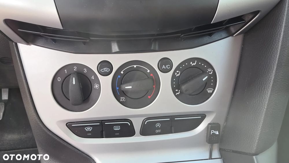 Ford Focus 1.0 EcoBoost Start-Stopp-System Champions Edition - 14