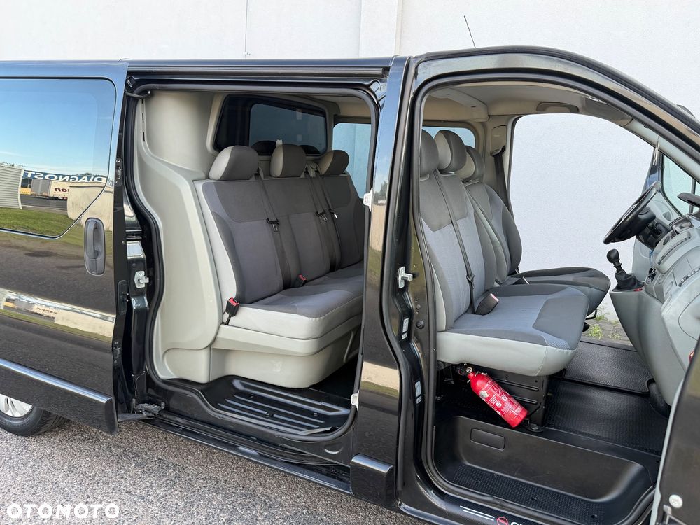 Opel Vivaro L2H1 2.9t - 24
