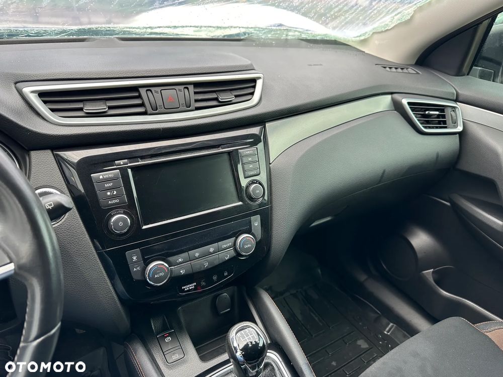 Nissan Qashqai 1.3 DIG-T N-Connecta - 13