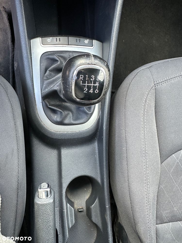 Kia Rio - 13