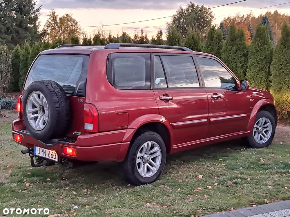 Suzuki XL7 - 14