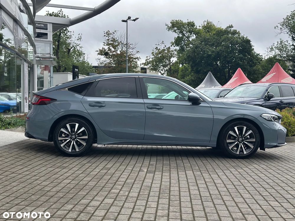 Honda Civic 2.0 i-MMD Elegance CVT - 4