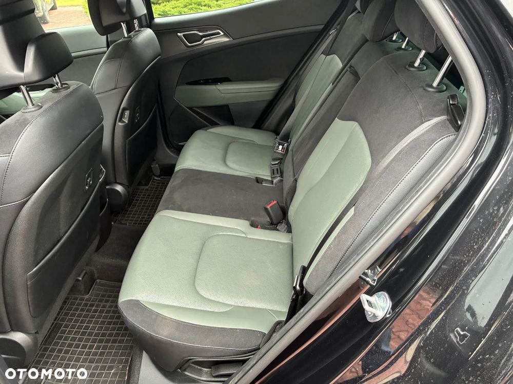 Kia Sportage 1.6 T-GDI MHEV Anniversary 4WD DCT - 12