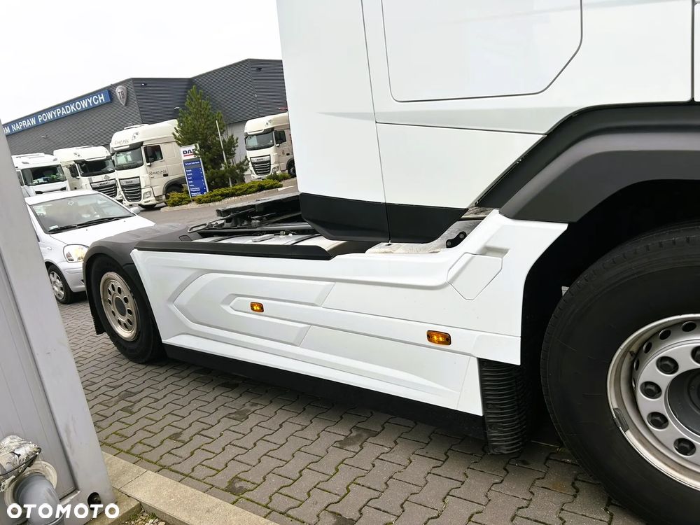 DAF XG - 3
