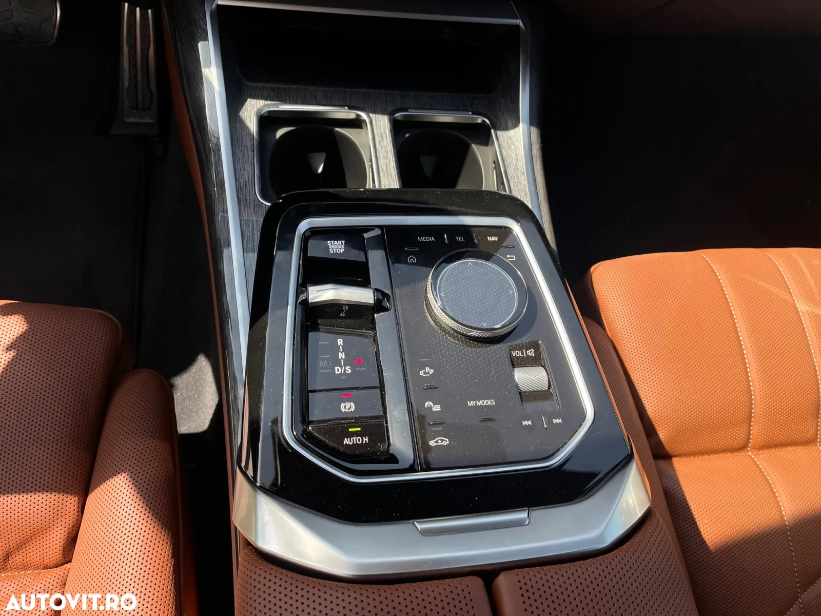 BMW Seria 7 740d xDrive MHEV - 11