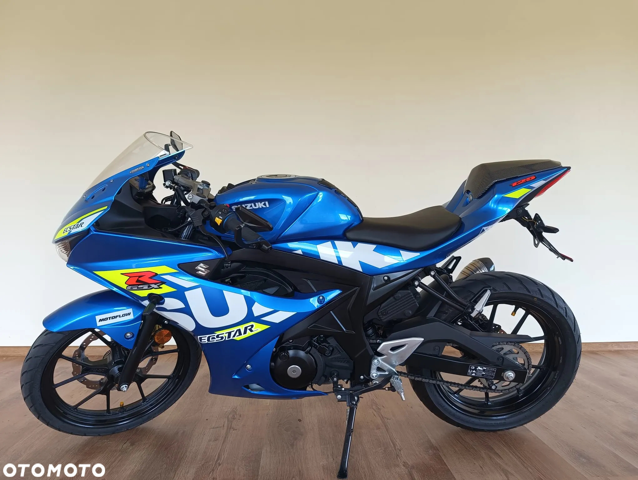 Suzuki GSX-R - 4