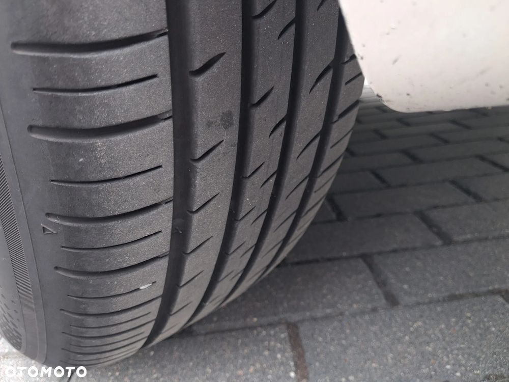 BMW Seria 2 - 13