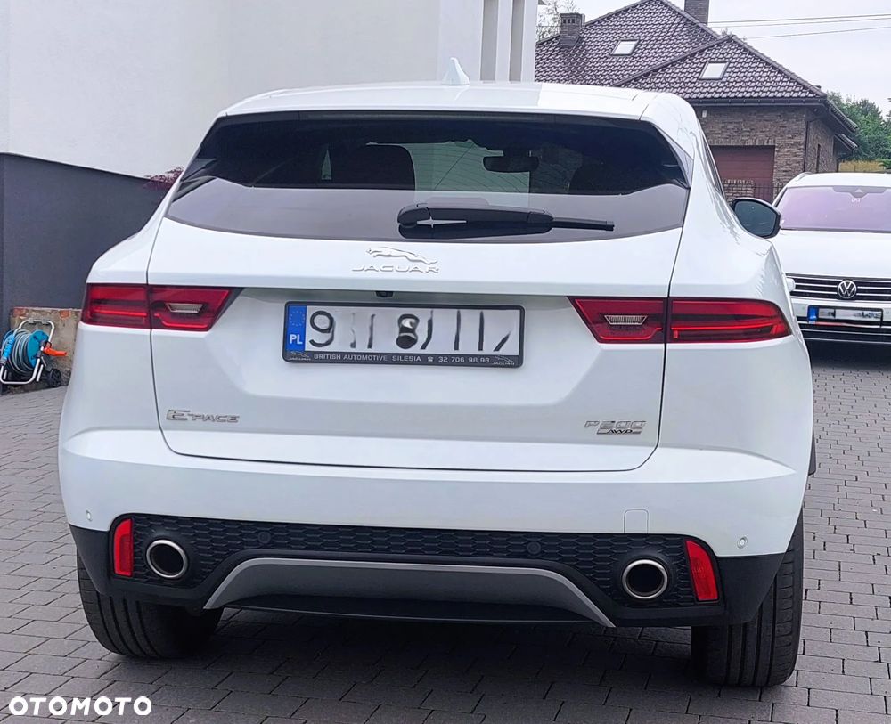 Jaguar E-Pace - 6