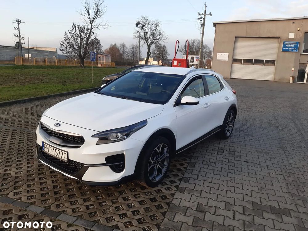 Kia XCeed 1.0 T-GDI L - 11