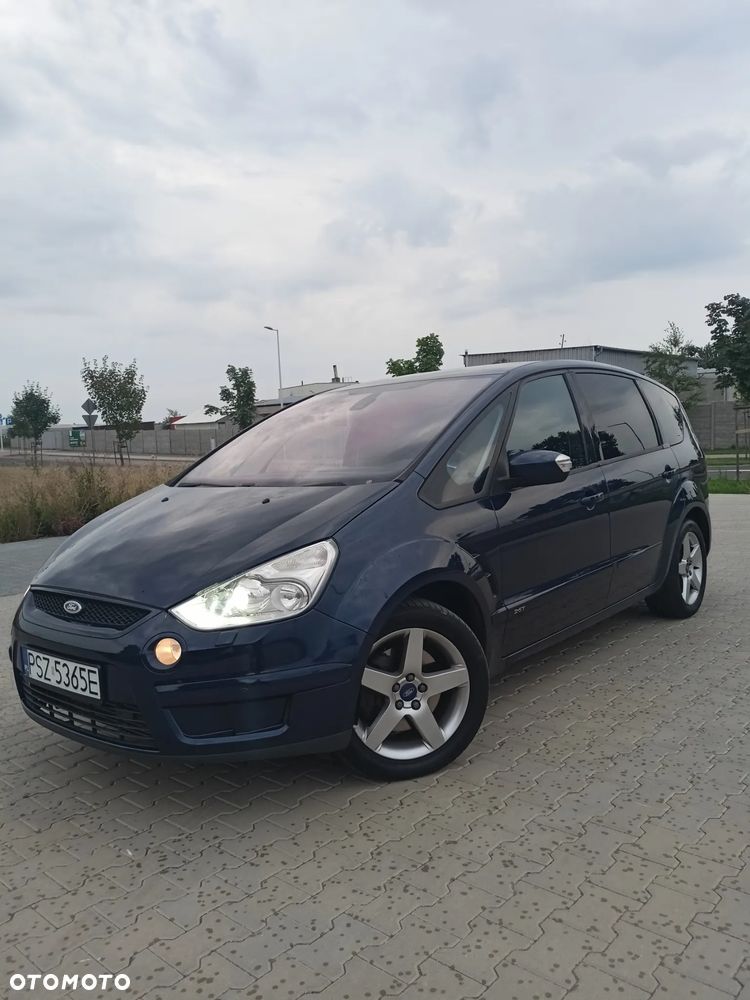 Ford S-Max 2.5 Titanium - 1