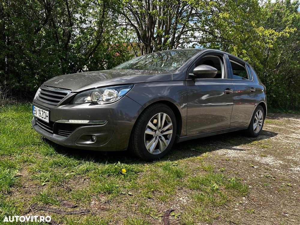Peugeot 308 - 1